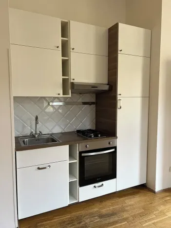 Pronájem bytu 2+kk, Praha - Karlín, Kubova, 65 m2