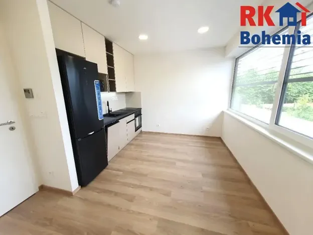 Pronájem kanceláře, Mladá Boleslav, Vodárenská, 23 m2
