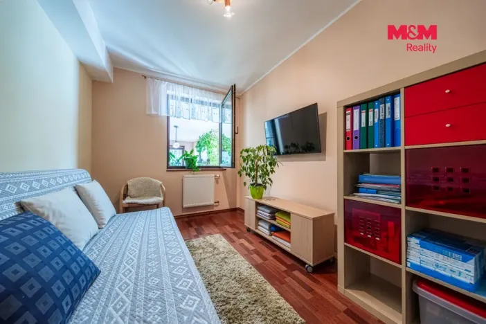 Prodej rodinného domu, Psáry - Dolní Jirčany, U Studny, 275 m2