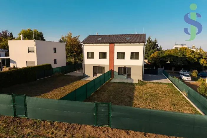 Prodej rodinného domu, Praha - Ďáblice, Zářijová, 112 m2