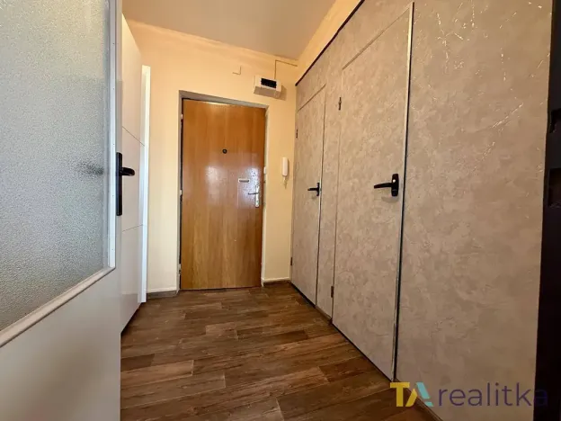 Pronájem bytu 1+kk, Orlová, Květinová, 31 m2