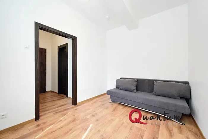 Prodej bytu 1+kk, Praha - Suchdol, Suchdolské náměstí, 19 m2