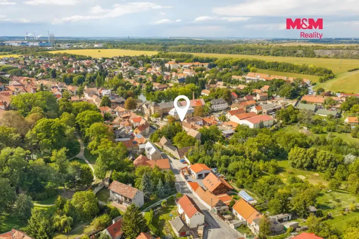 Prodej obchodního prostoru, Buštěhrad, Náměstí, 226 m2
