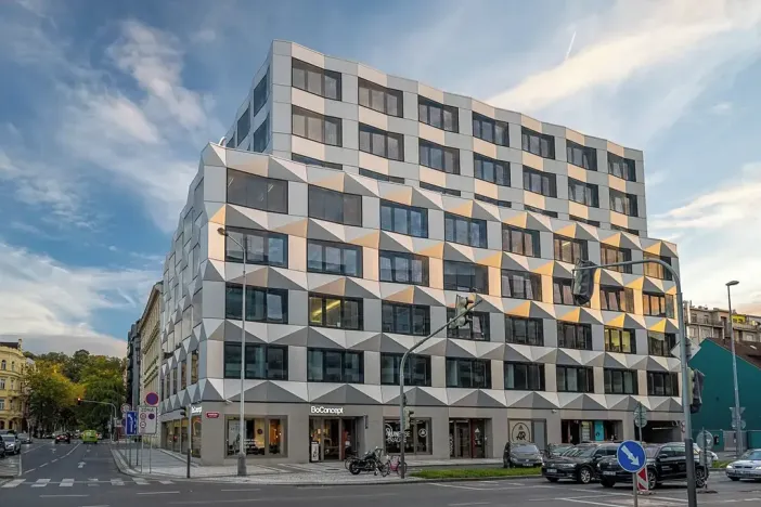 Pronájem kanceláře, Praha - Karlín, Pobřežní, 458 m2