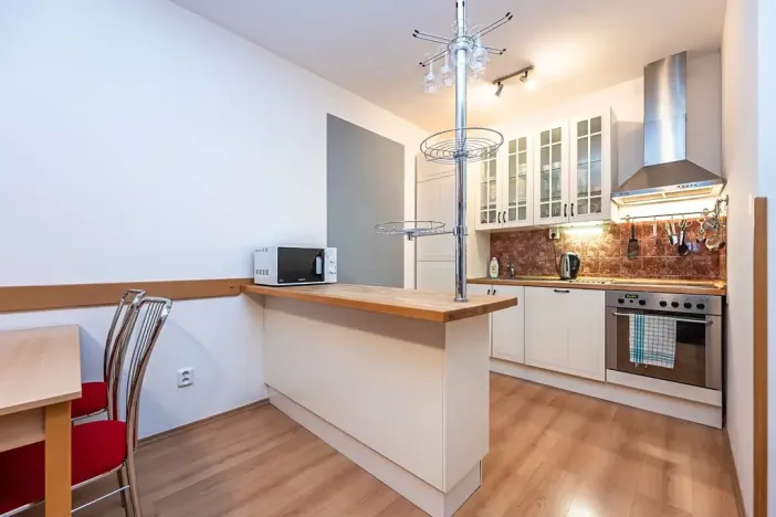 Pronájem bytu 2+kk, Praha - Košíře, Kotlářka, 62 m2