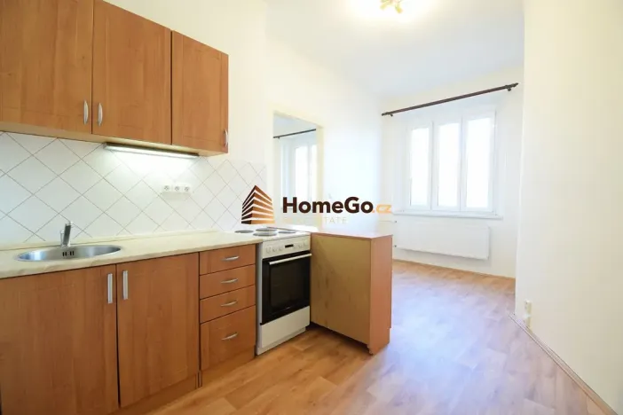 Pronájem bytu 2+kk, Praha - Nusle, Lounských, 56 m2