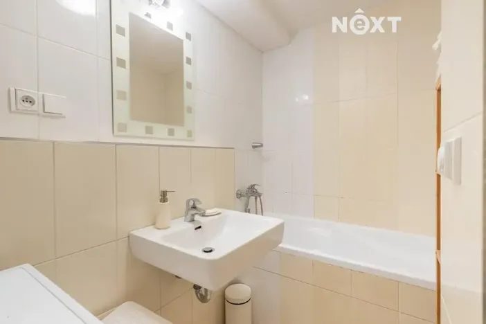 Prodej bytu 2+kk, Hluboká nad Vltavou, Masarykova, 55 m2