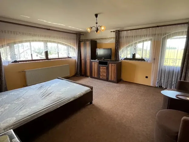 Pronájem vícegeneračního domu, Kynšperk nad Ohří, 600 m2