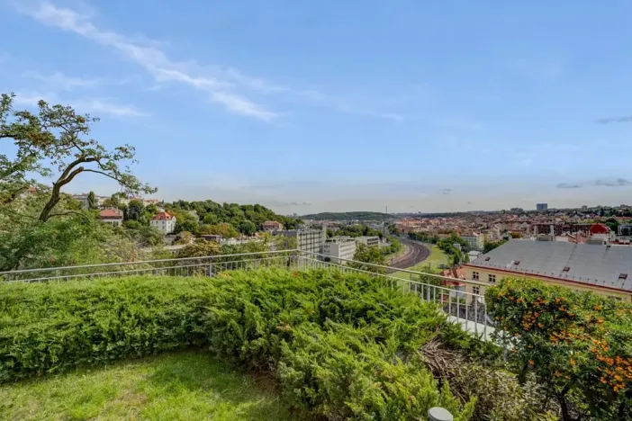 Prodej bytu 2+kk, Praha - Vinohrady, U Zvonařky, 60 m2