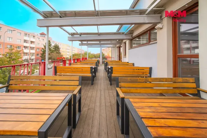 Pronájem restaurace, Most, Obránců míru, 400 m2