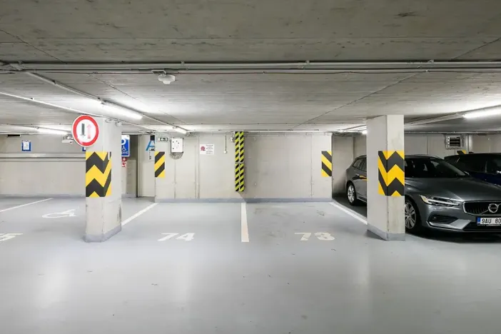 Pronájem bytu 3+kk, Praha - Holešovice, Komunardů, 88 m2