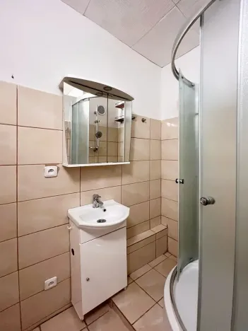 Pronájem bytu 2+kk, Most, Kpt. Jaroše, 41 m2