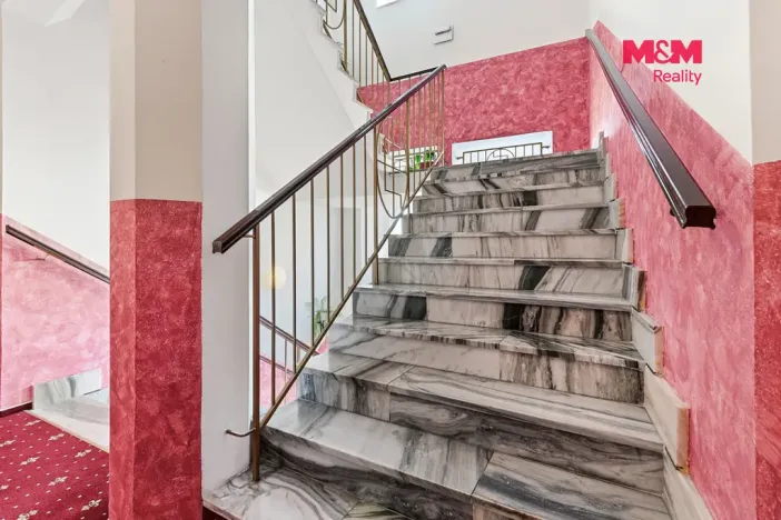 Prodej ubytování, Mladá Boleslav - Mladá Boleslav II, Českobratrské náměstí, 961 m2