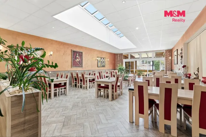 Prodej ubytování, Mladá Boleslav - Mladá Boleslav II, Českobratrské náměstí, 961 m2