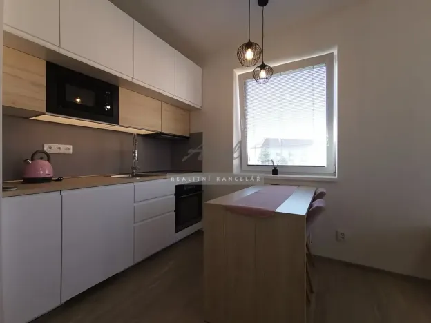 Pronájem bytu 1+kk, Šlapanice, 38 m2