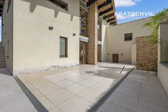 Prodej rodinného domu, Praha - Velká Chuchle, U bažantnice, 674 m2