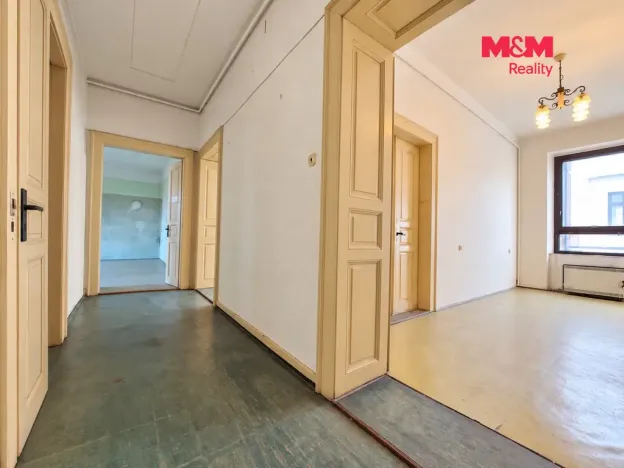 Prodej obchodního prostoru, Kolín - Kolín II, Sokolská, 230 m2
