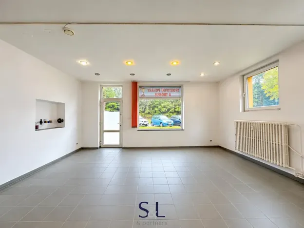 Pronájem obchodního prostoru, Semily, Jižní, 30 m2