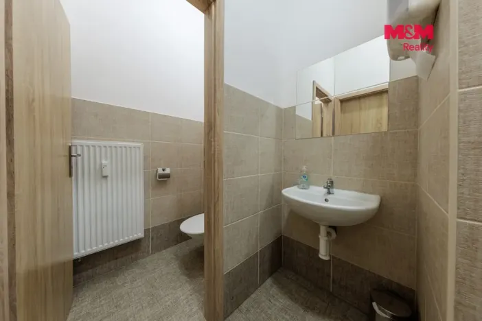 Pronájem obchodního prostoru, Plzeň - Východní Předměstí, Koterovská, 65 m2