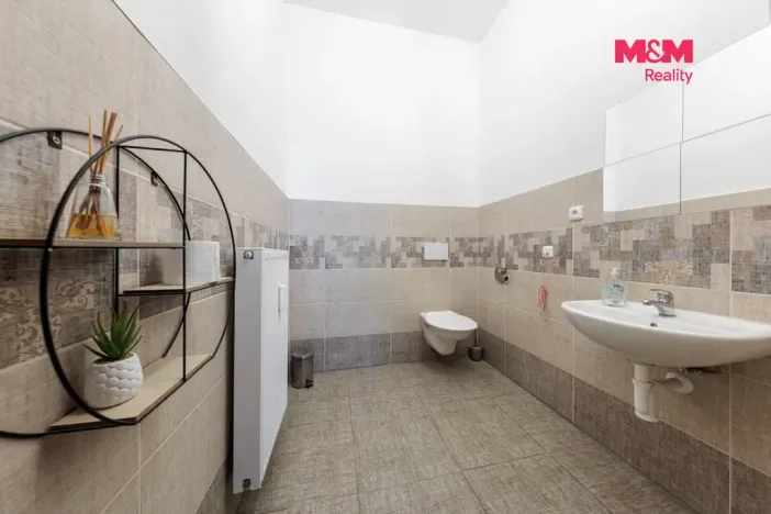 Pronájem obchodního prostoru, Plzeň - Východní Předměstí, Koterovská, 65 m2