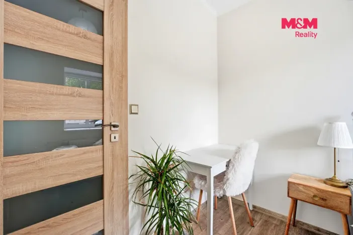 Prodej bytu 3+kk, Velemín - Oparno, 43 m2