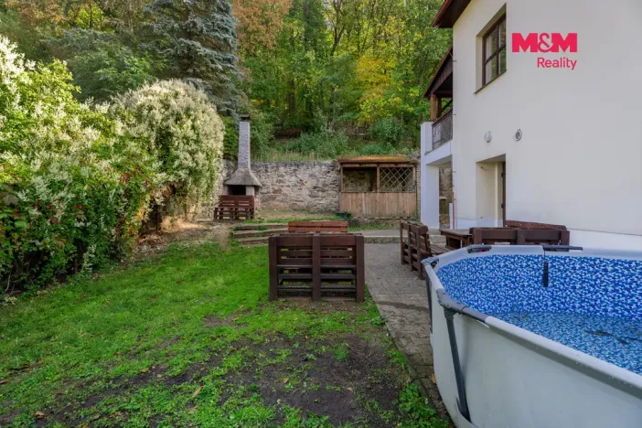 Prodej bytu 3+kk, Velemín - Oparno, 43 m2