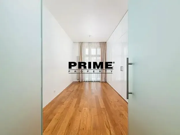 Pronájem bytu 5+kk, Praha - Vinohrady, Laubova, 184 m2