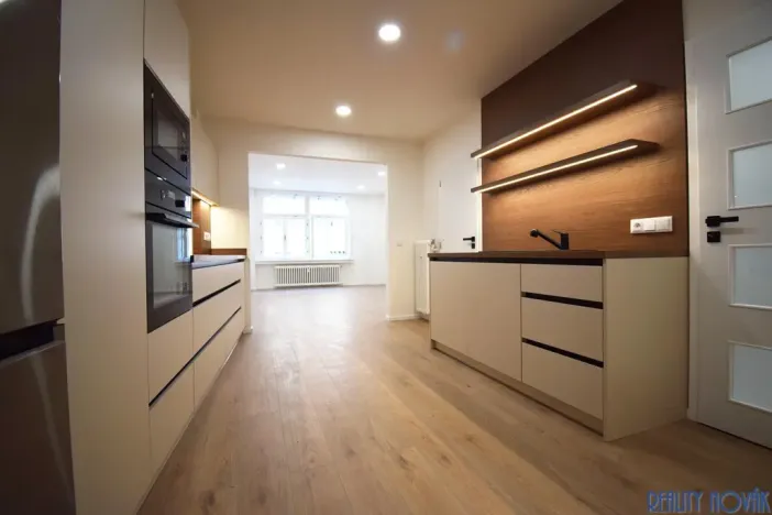 Pronájem bytu 3+kk, Praha - Holešovice, Janovského, 86 m2
