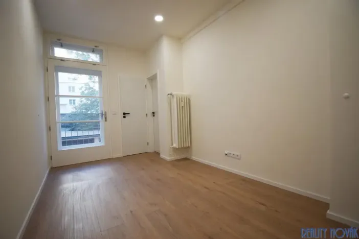 Pronájem bytu 3+kk, Praha - Holešovice, Janovského, 86 m2