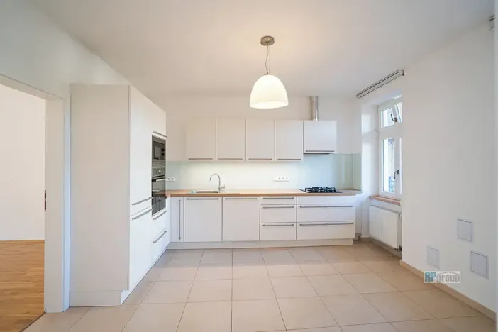 Pronájem bytu 2+1, Praha - Žižkov, Štítného, 73 m2