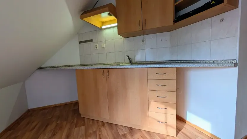 Pronájem bytu 2+1, Beroun - Beroun-Jarov, 48 m2