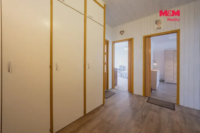 Prodej bytu 3+1, Chodov, Husova, 69 m2