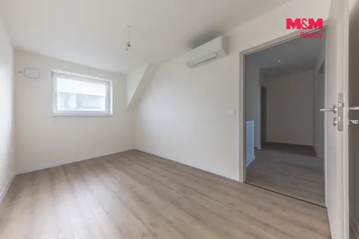 Pronájem bytu 4+kk, Starý Vestec, 102 m2