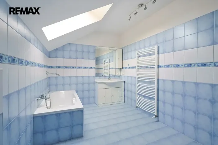 Prodej rodinného domu, Rybitví, Jiráskova, 155 m2