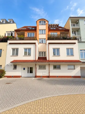 Prodej bytu 1+kk, Hluboká nad Vltavou, Masarykova, 21 m2
