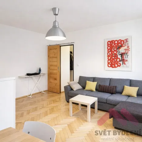 Prodej bytu 2+kk, Praha - Holešovice, U staré plynárny, 43 m2