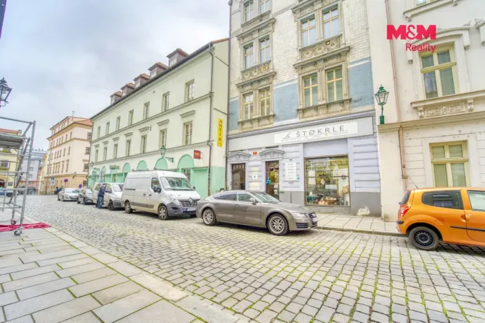 Pronájem obchodního prostoru, Plzeň - Vnitřní Město, Veleslavínova, 95 m2