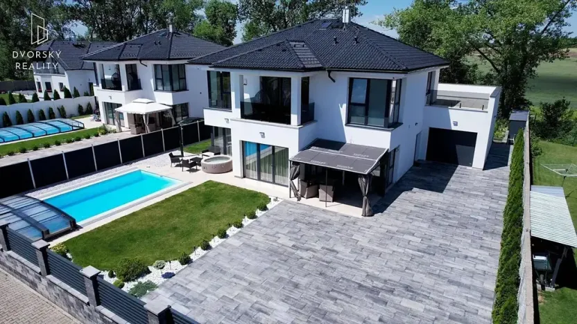 Prodej rodinného domu, Květnice, Krokusová, 243 m2
