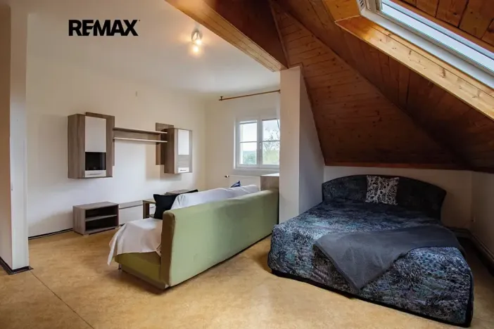 Pronájem bytu 1+kk, Senohraby, U školky, 46 m2