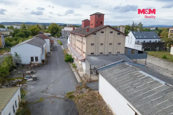 Prodej komerčního pozemku, Podbořany, 10982 m2