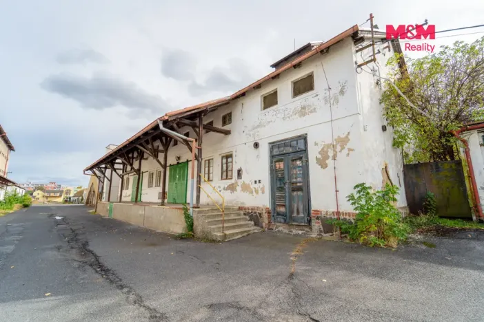 Prodej komerčního pozemku, Podbořany, 10982 m2