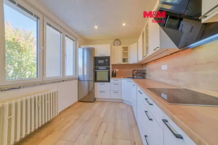 Prodej bytu 3+1, Mariánské Lázně - Úšovice, Mánesova, 63 m2