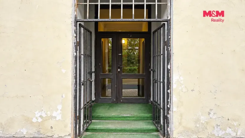 Pronájem obchodního prostoru, Karlovy Vary - Drahovice, Drahomířino nábř., 115 m2