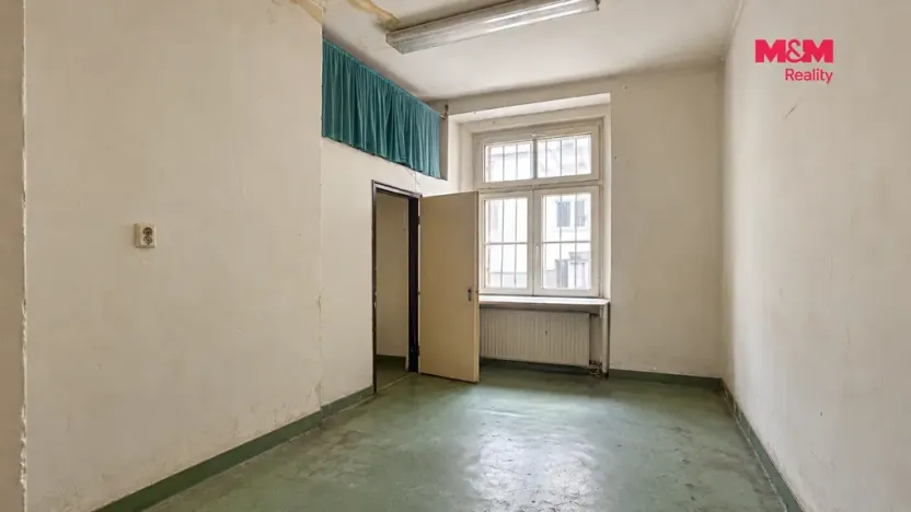 Pronájem obchodního prostoru, Karlovy Vary - Drahovice, Drahomířino nábř., 115 m2