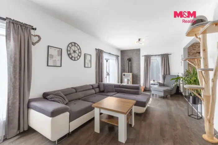 Prodej rodinného domu, Jeneč, A. Dvořáka, 102 m2