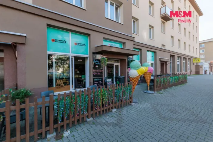 Pronájem obchodního prostoru, Plzeň - Východní Předměstí, Koterovská, 128 m2