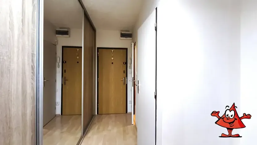 Pronájem bytu 2+kk, Praha - Petrovice, Kurčatovova, 45 m2