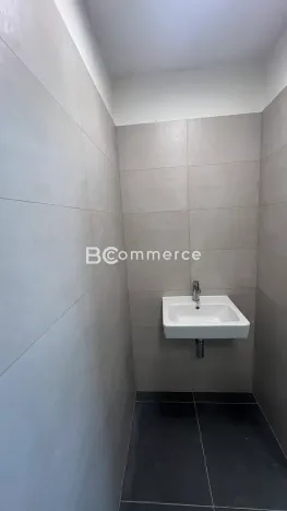 Pronájem obchodního prostoru, Brno, 235 m2
