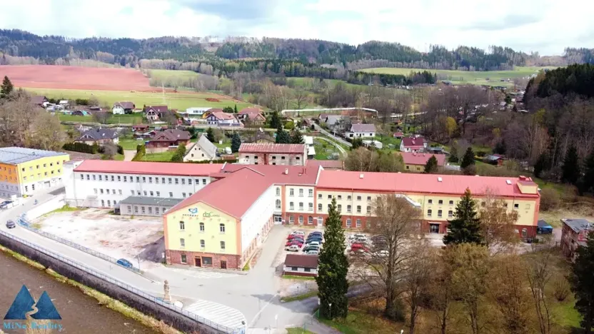 Pronájem skladu, Trutnov, Tovární, 637 m2