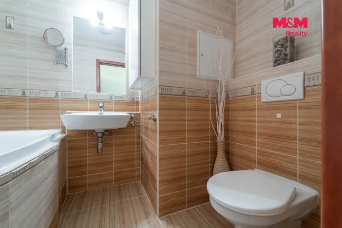 Prodej bytu 3+1, Praha - Horní Počernice, Mezilesí, 75 m2